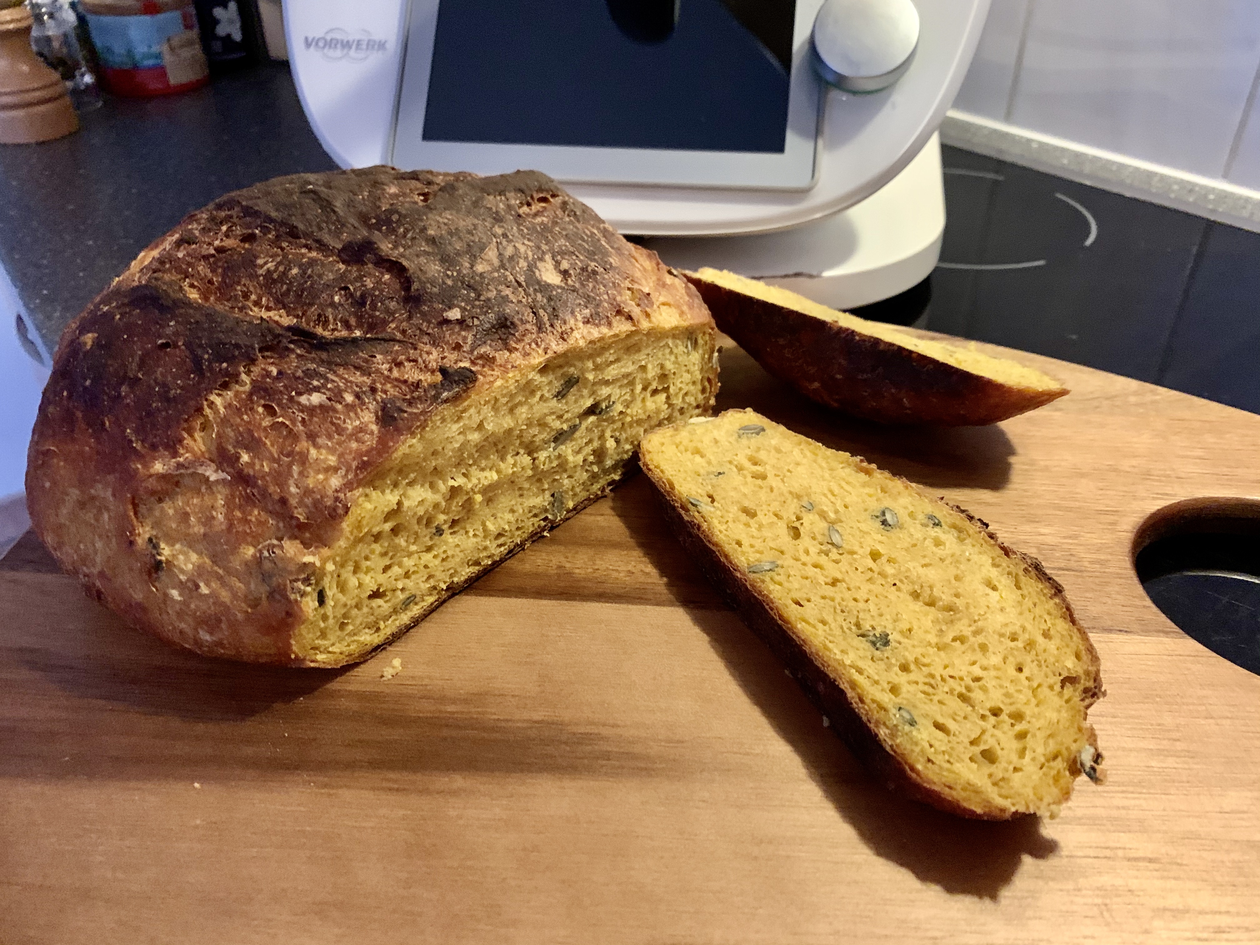 456CA182-9131-4730-8CA5-F2C0BB78A03B_1_201_a